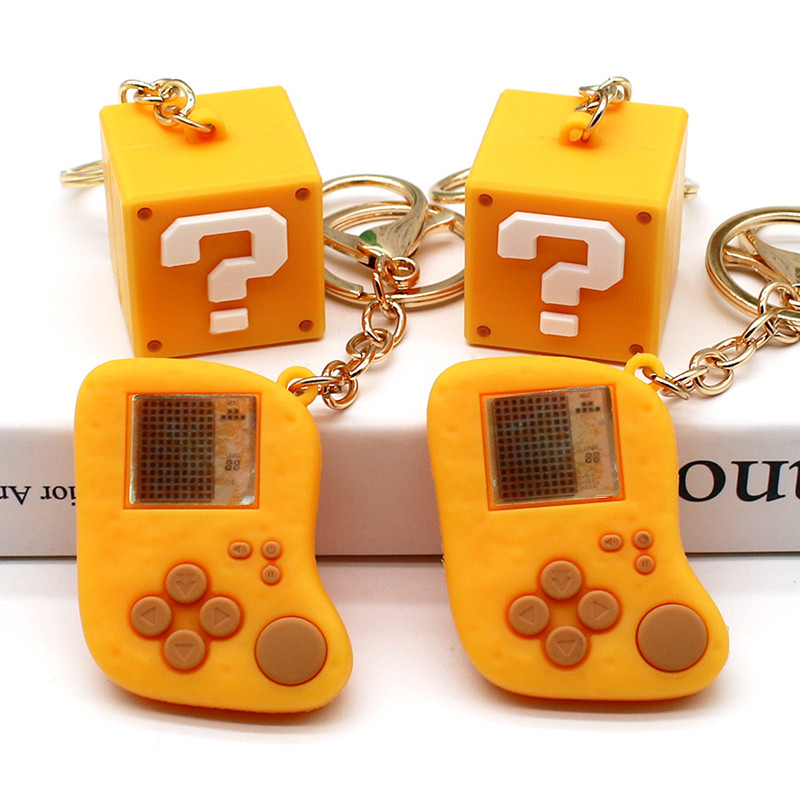 Gaming Console In Car - พวงกุญแจกล่องคำถามจำลองสร้างสรรค์, เครื่องเล่นเกมเตตริส, กระเป๋าวัสดุ PVC, พวงกุญแจรถยนต์, ของขวัญสุดพิเศษสำหรับคู่รัก